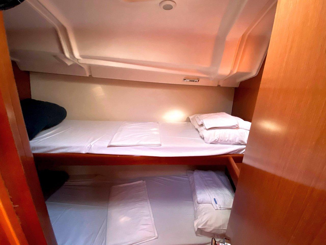 Oceanis 43, picture 16