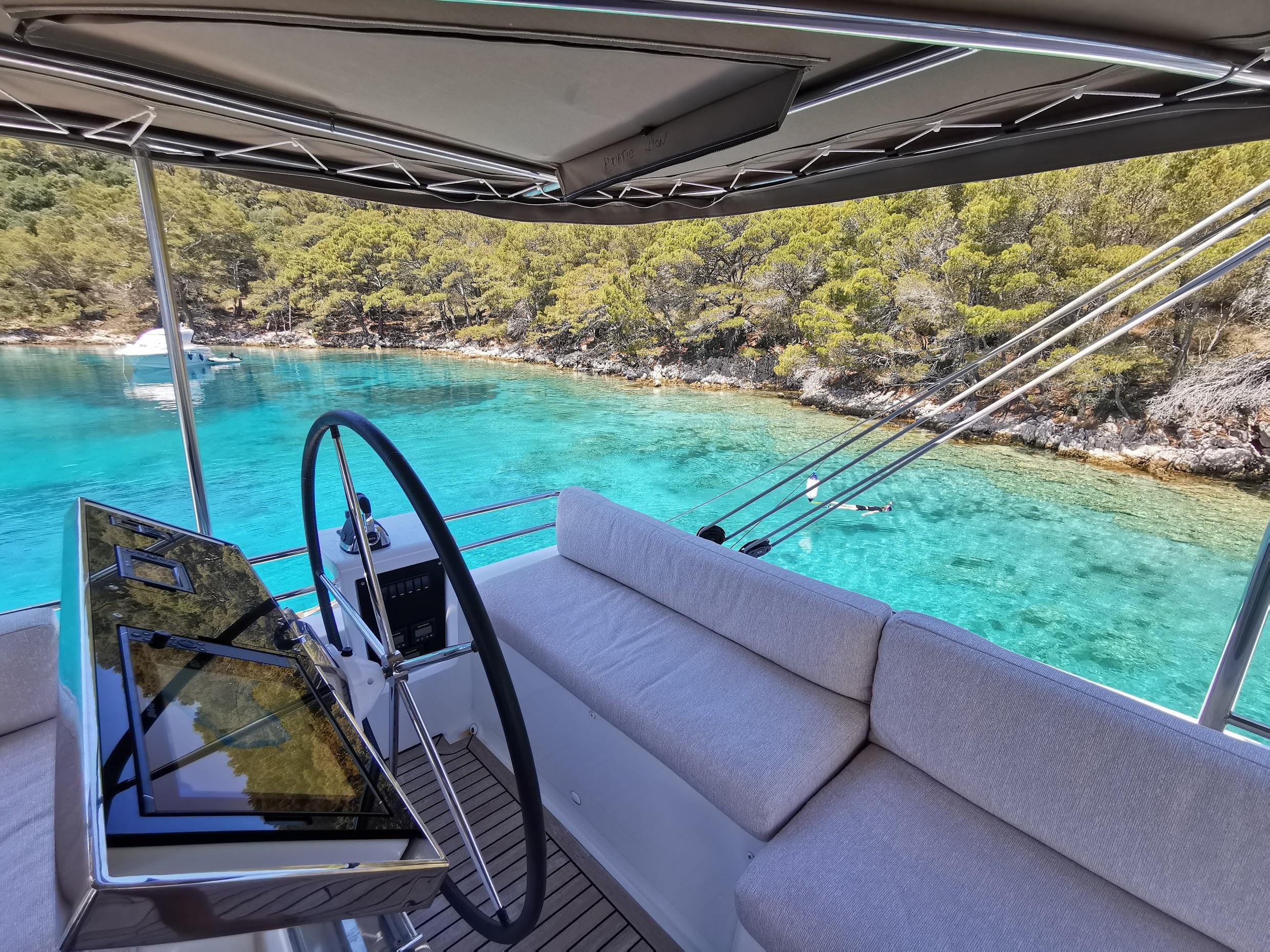 Lagoon 620 - 6 + 2 cab., picture 6