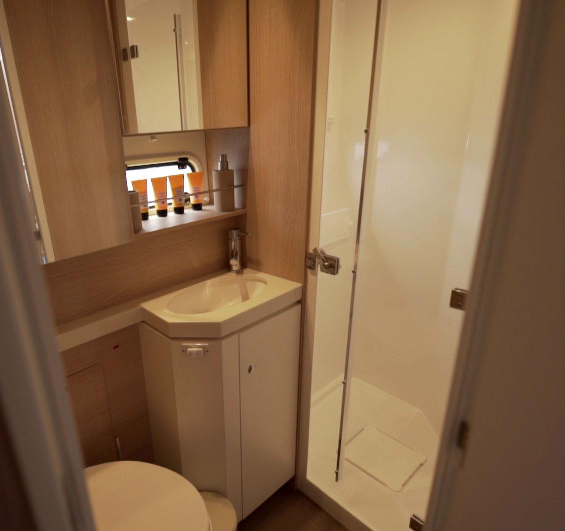 Bali 5.4 - 6 + 2 cab., picture 16