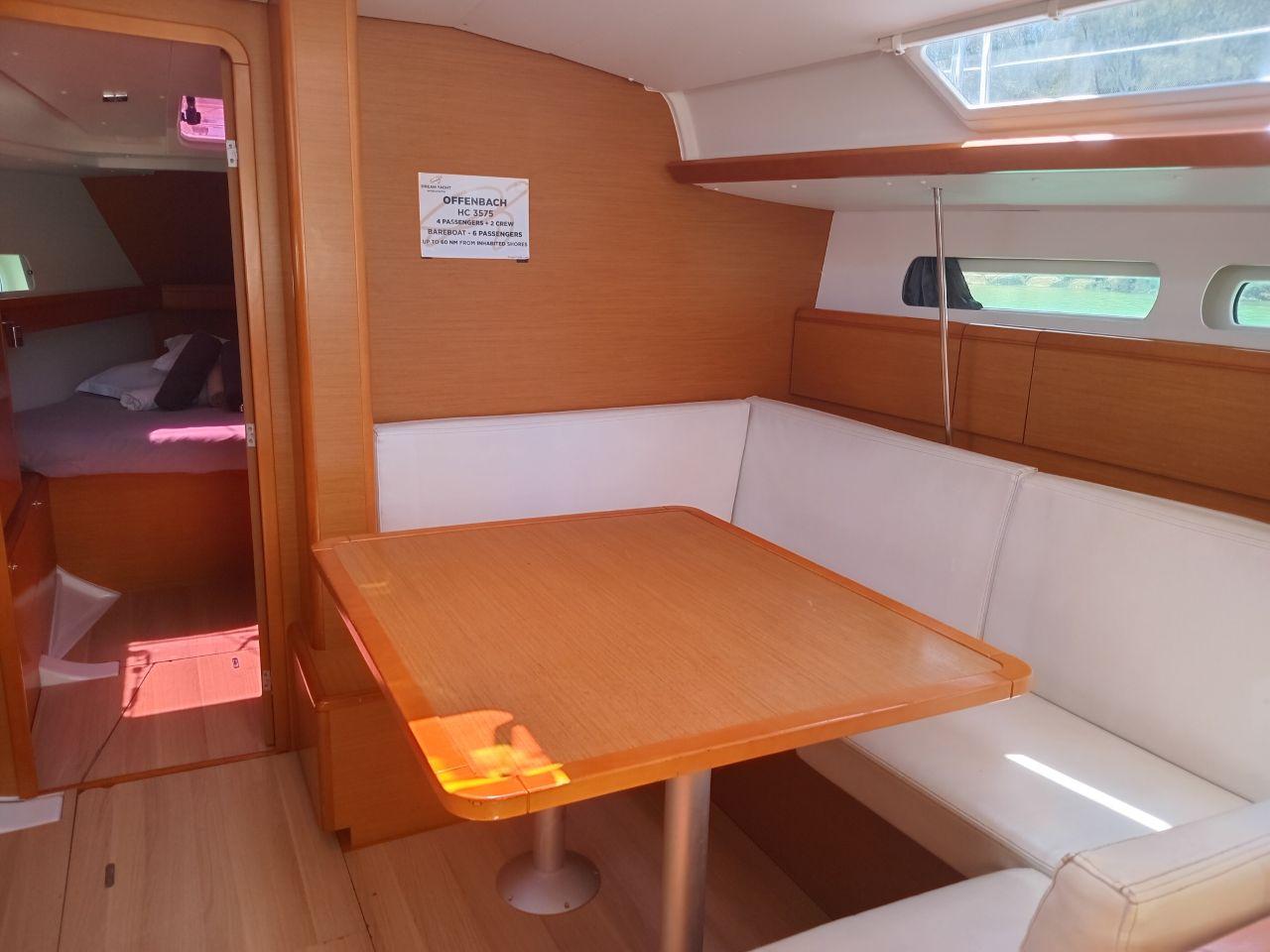 Sun Odyssey 419 - 3 cab. - OFFENBACH, picture 6