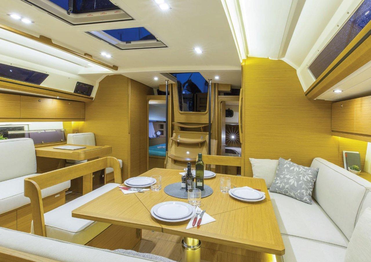 Dufour 520 GL - HAWK, picture 6