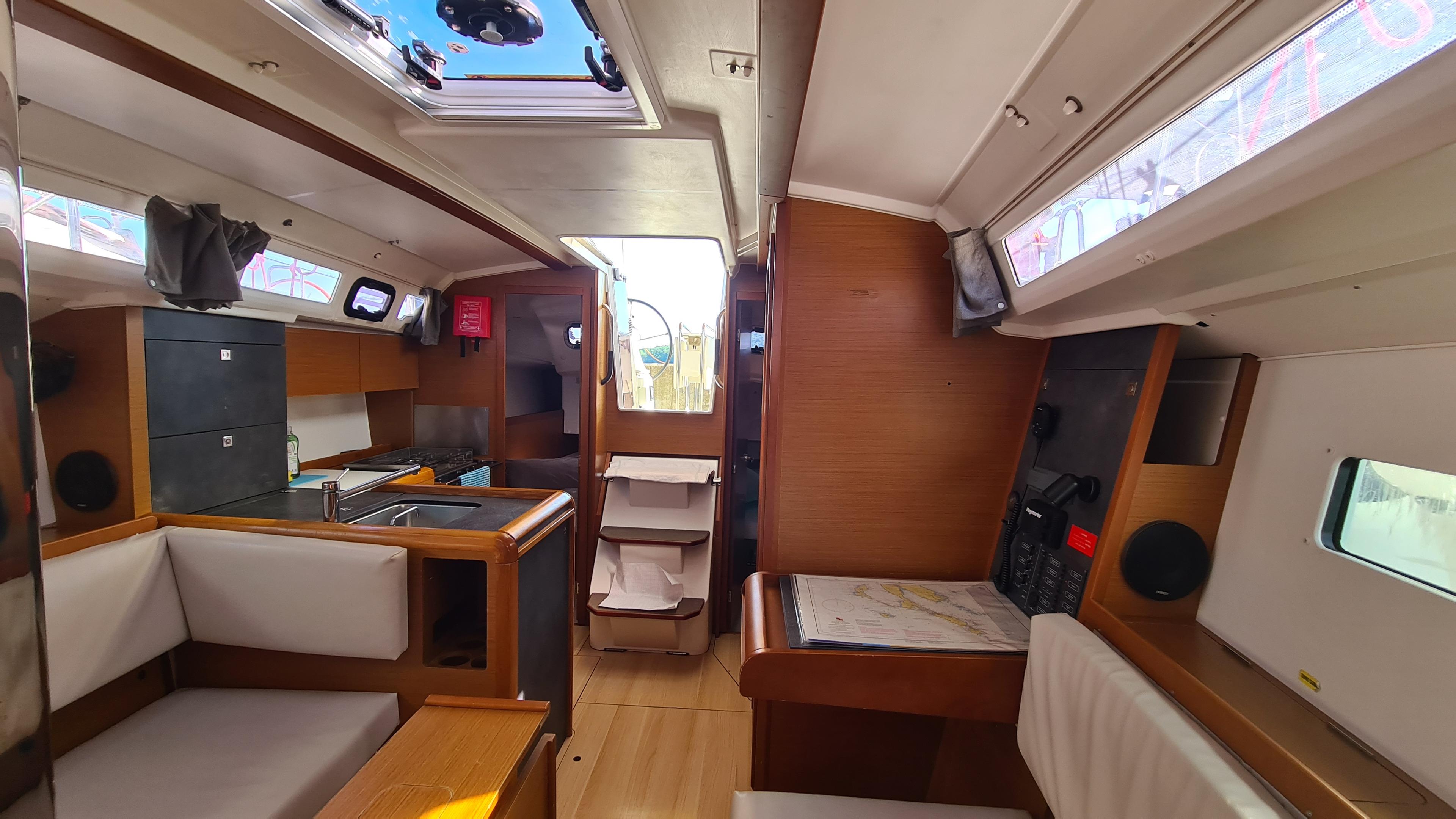 Sun Odyssey 349 - 3 cab., picture 13