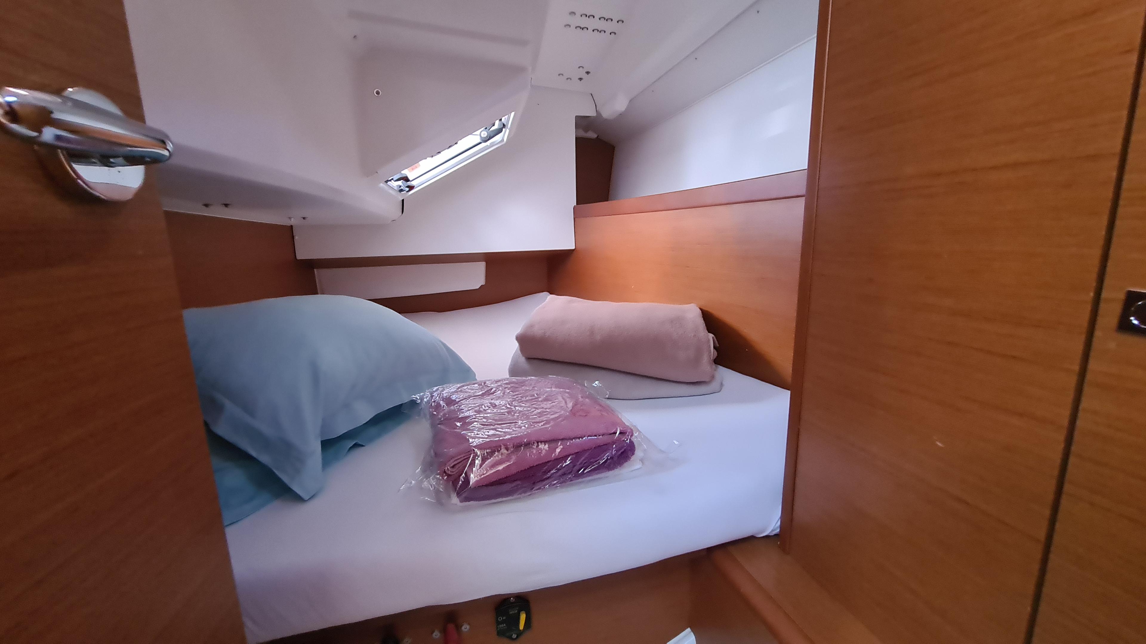 Sun Odyssey 349 - 3 cab., picture 16