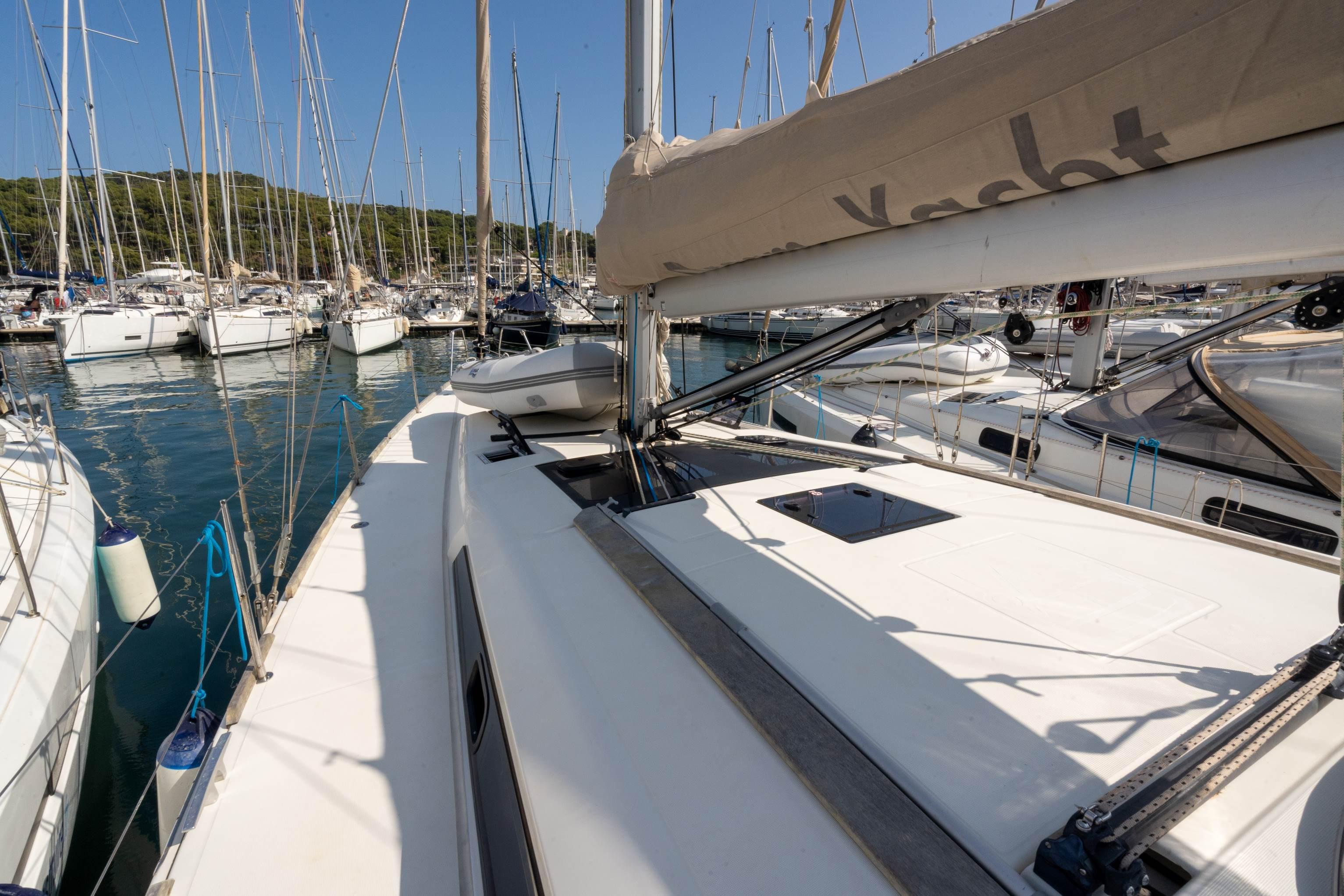 Dufour 460 GL - 5 cab. - PICABIA, picture 4