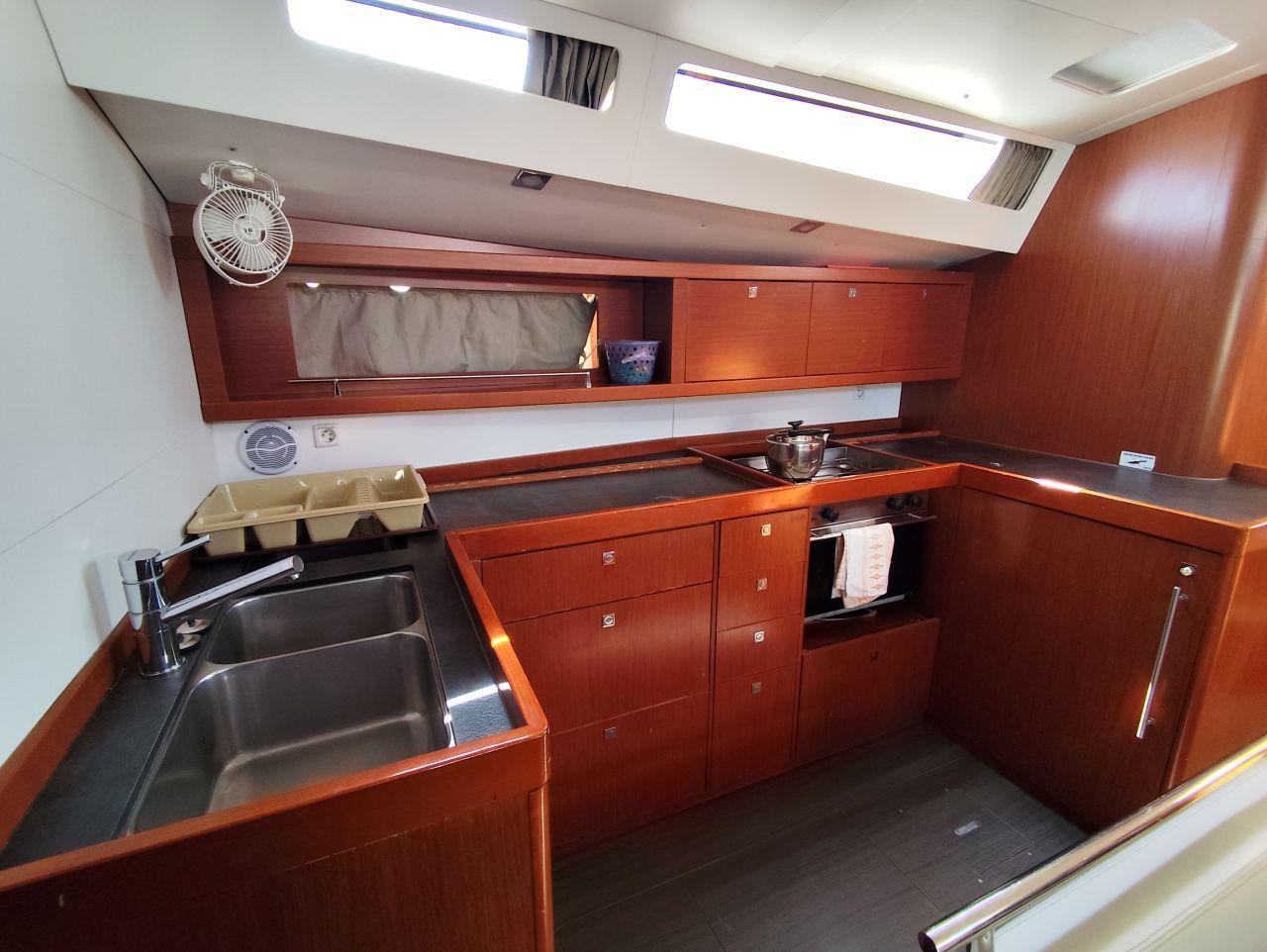 Oceanis 48 - 5 cab., picture 8