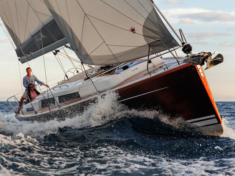Hanse 388, picture 1