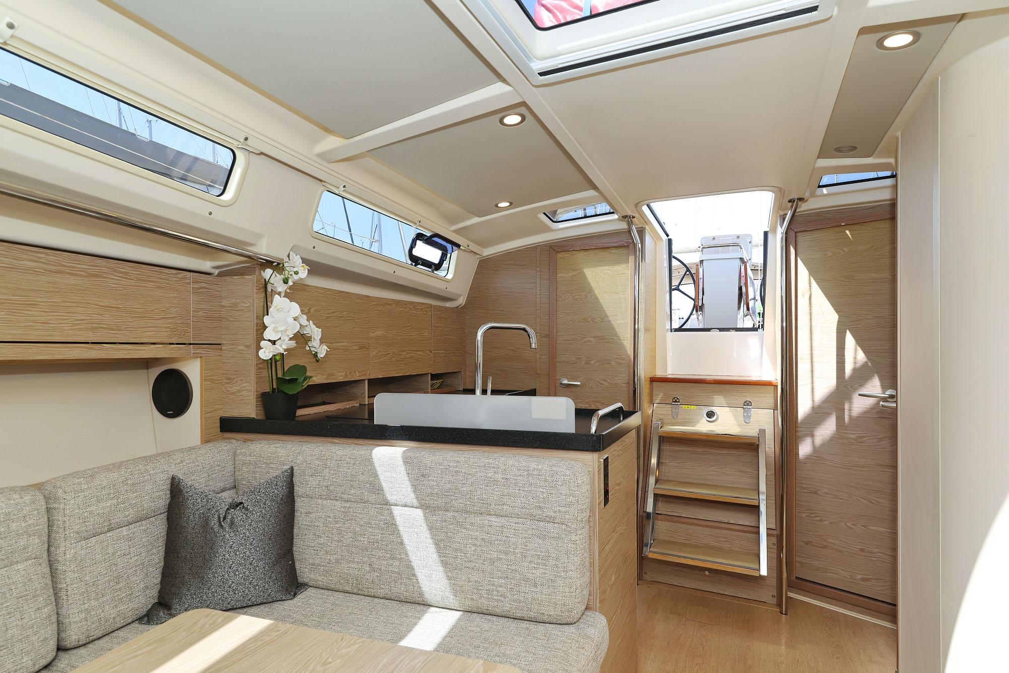 Hanse 388, picture 12