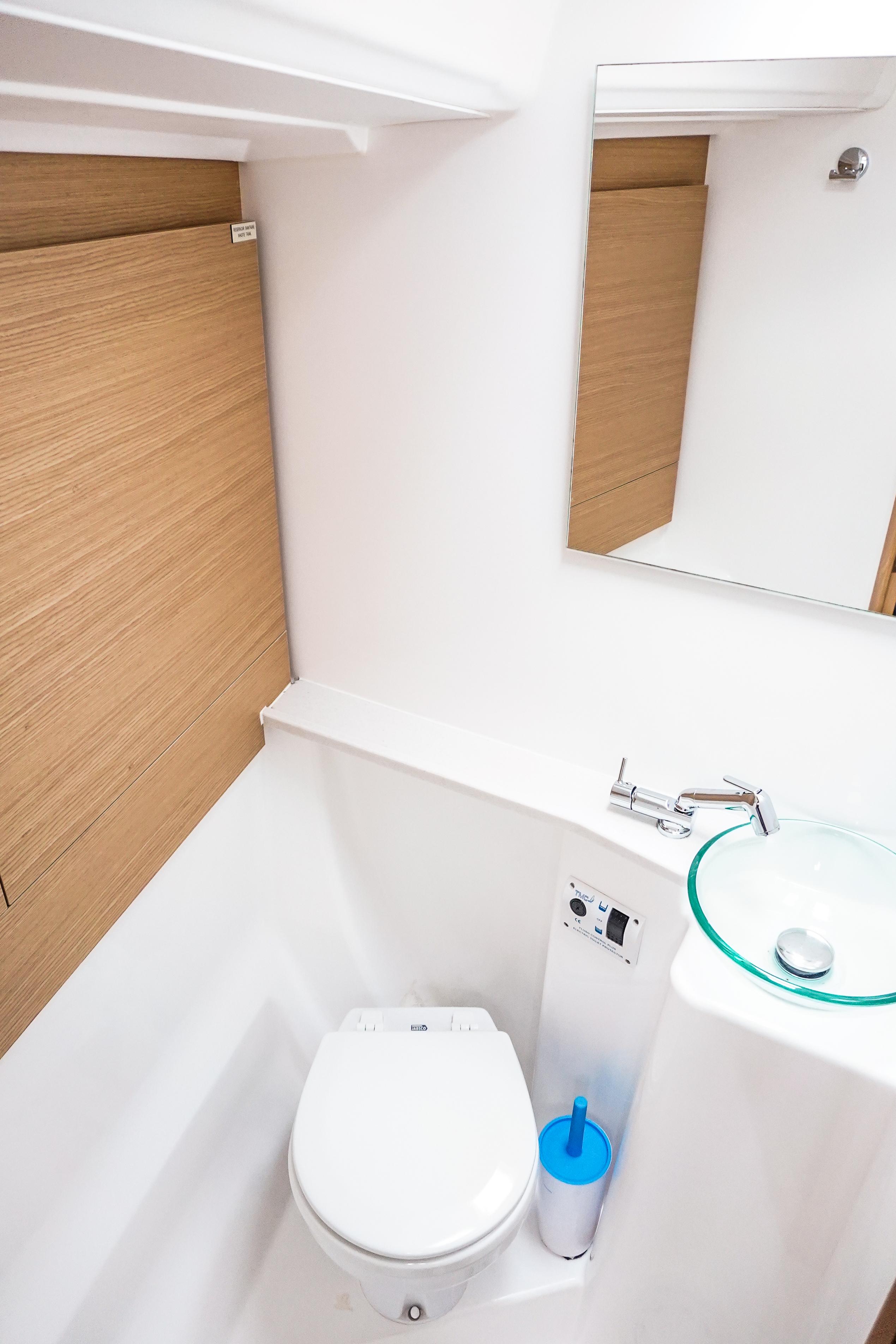 Dufour 460 GL, picture 16