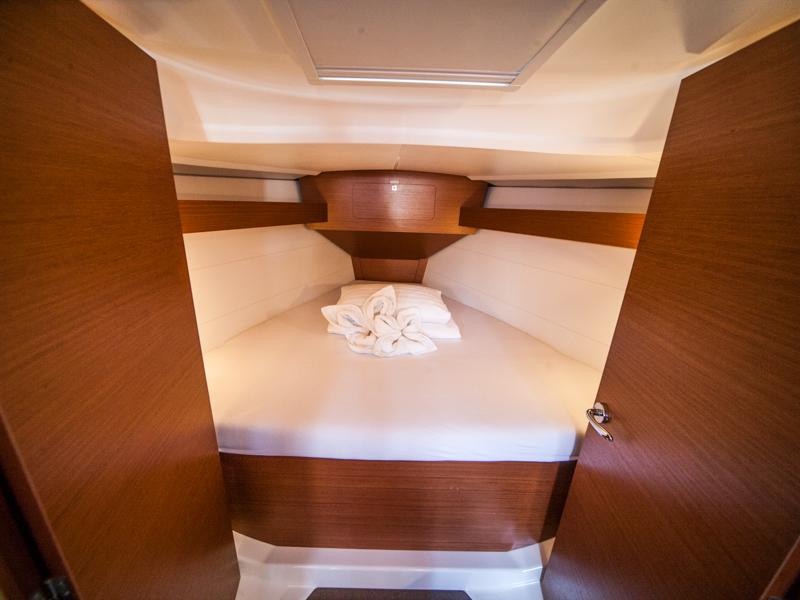 Dufour 350 GL, picture 16