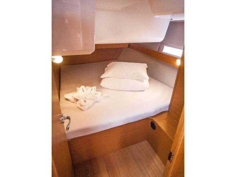 Dufour 460 GL - 3 cab., picture 21