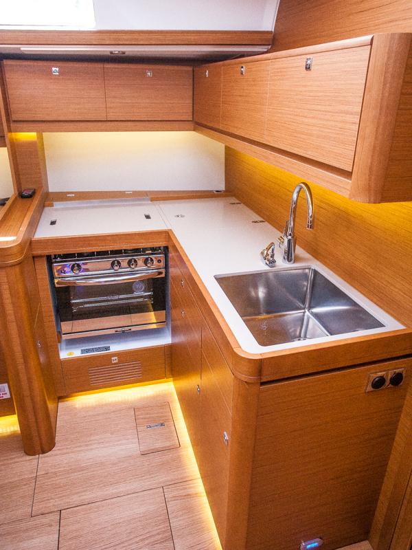 Dufour 460 GL - 3 cab., picture 17