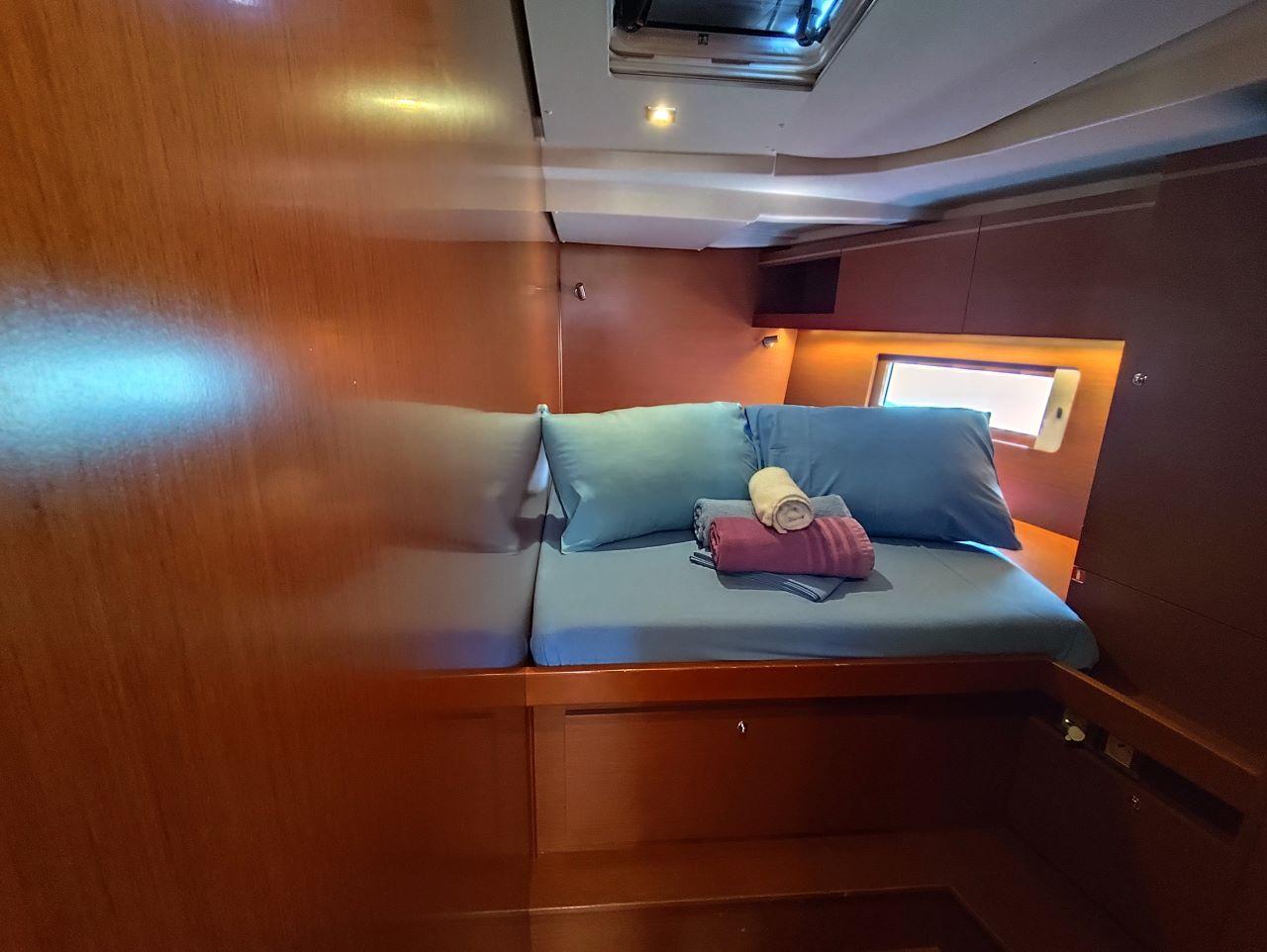 Oceanis 51.1 - 5 + 1 cab., picture 13