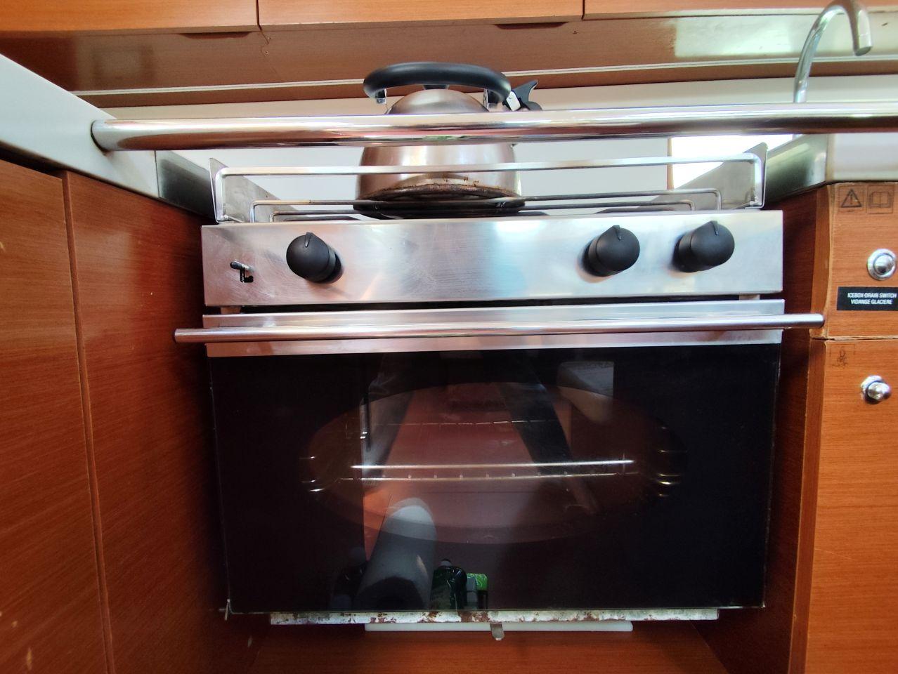 Oceanis 51.1 - 5 + 1 cab., picture 11