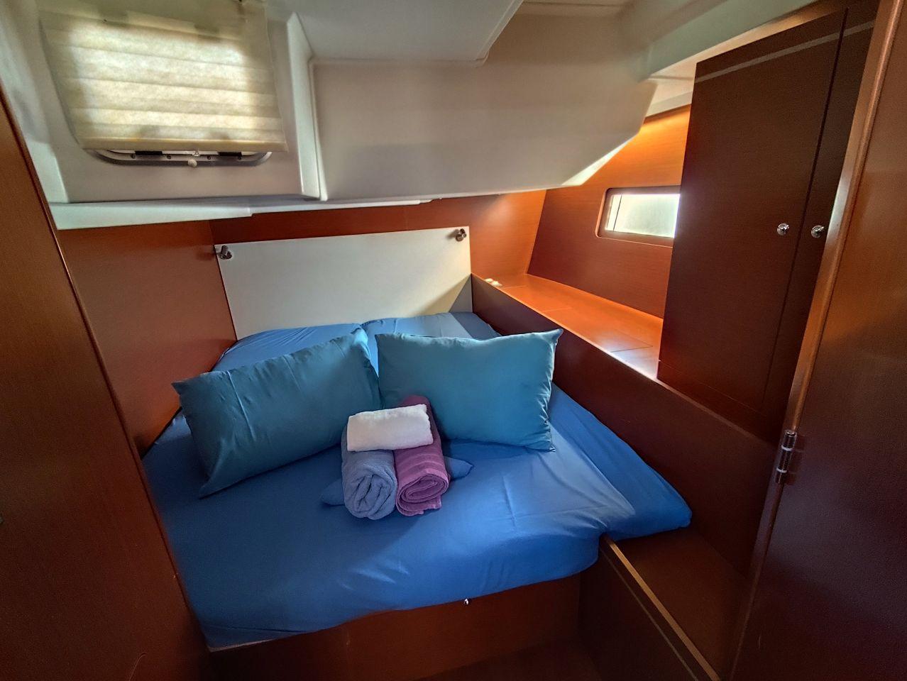 Oceanis 51.1 - 5 + 1 cab., picture 16