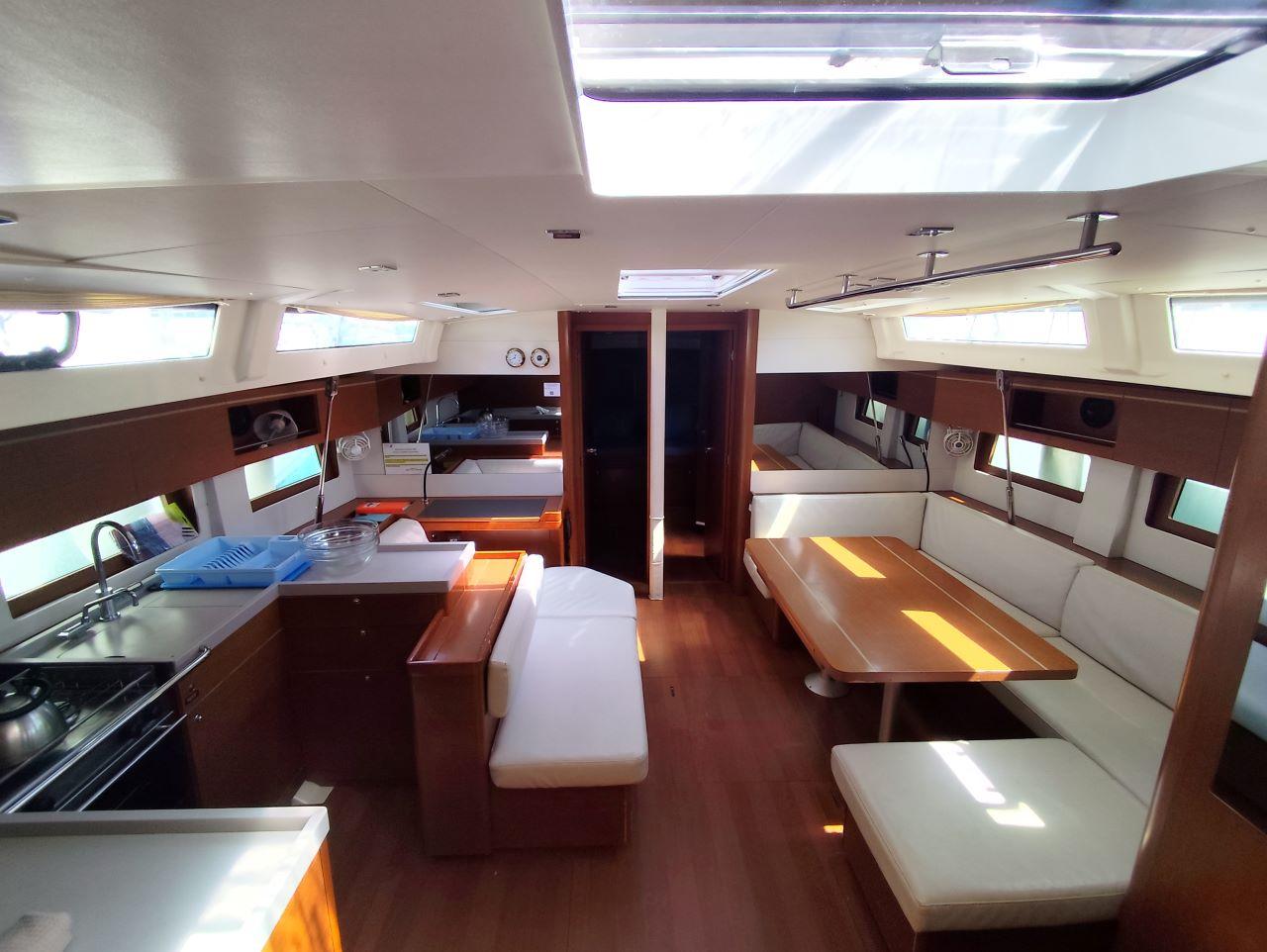 Oceanis 51.1 - 5 + 1 cab., picture 10