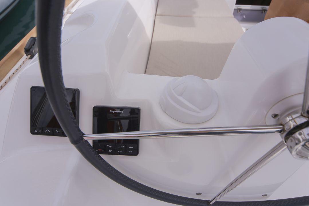 Dufour 310 GL, picture 15