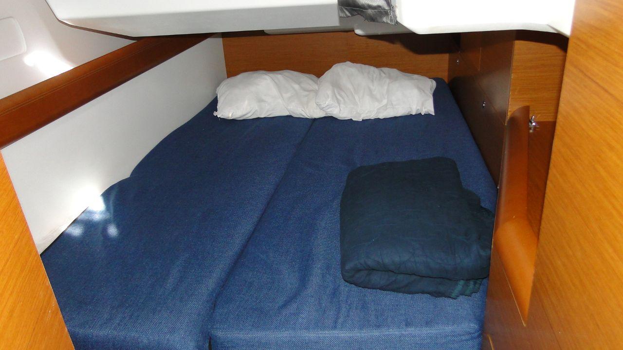 Sun Odyssey 479 - 4 cab., picture 11