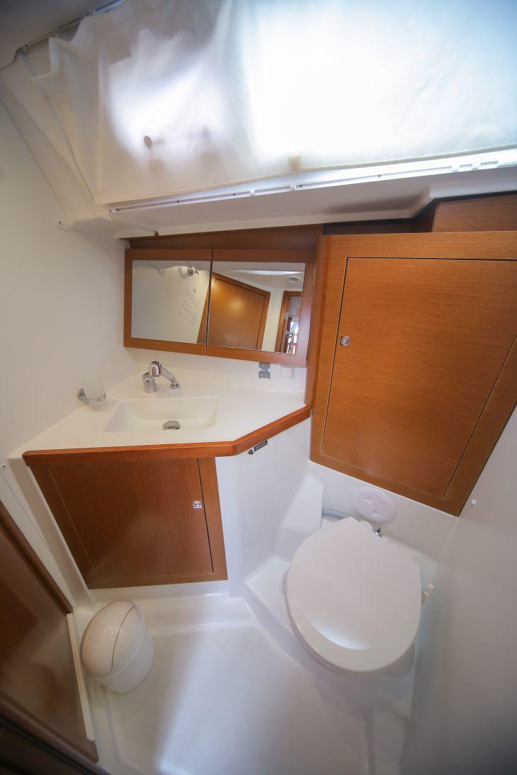 Oceanis 45 - 4 cab. - STRAUSS , picture 19