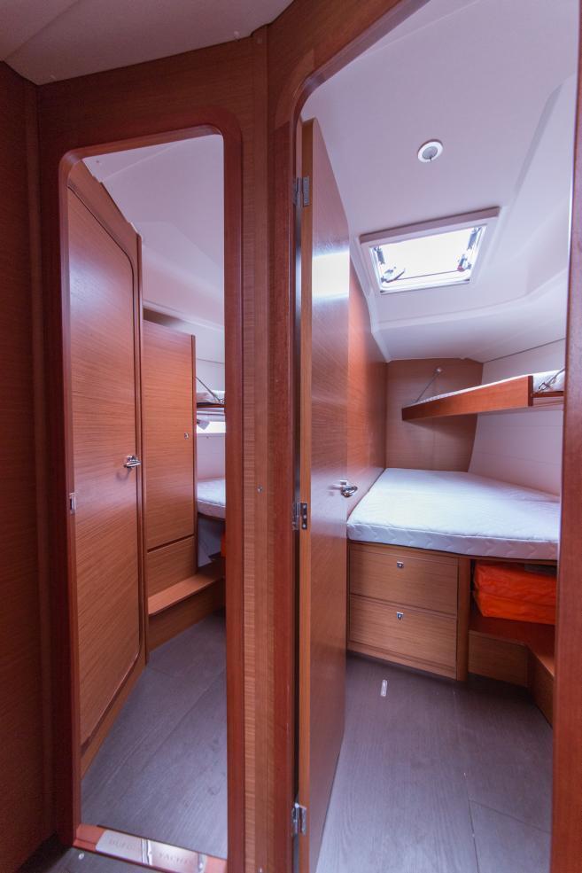 Dufour 460 GL, picture 6
