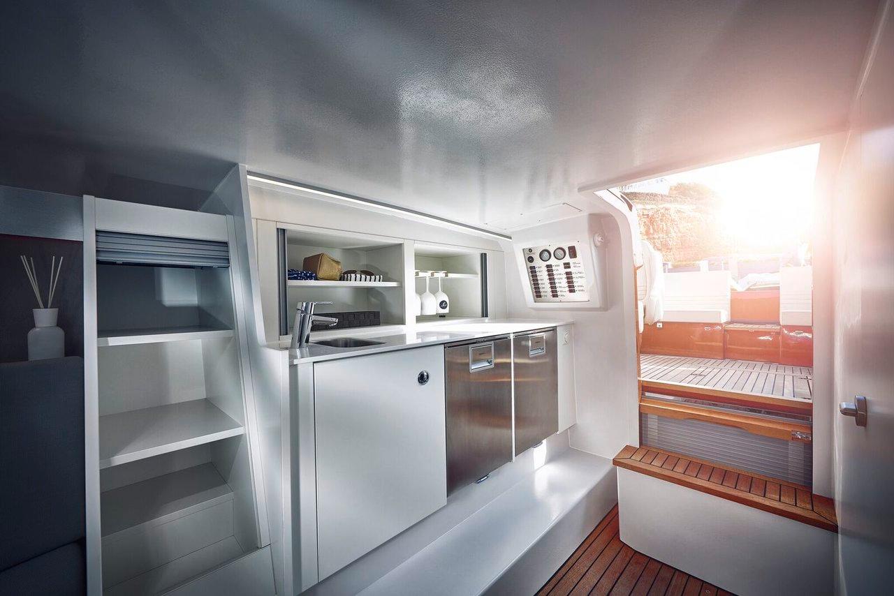 Frauscher 1017 GT - Adriatic Falcon, picture 9