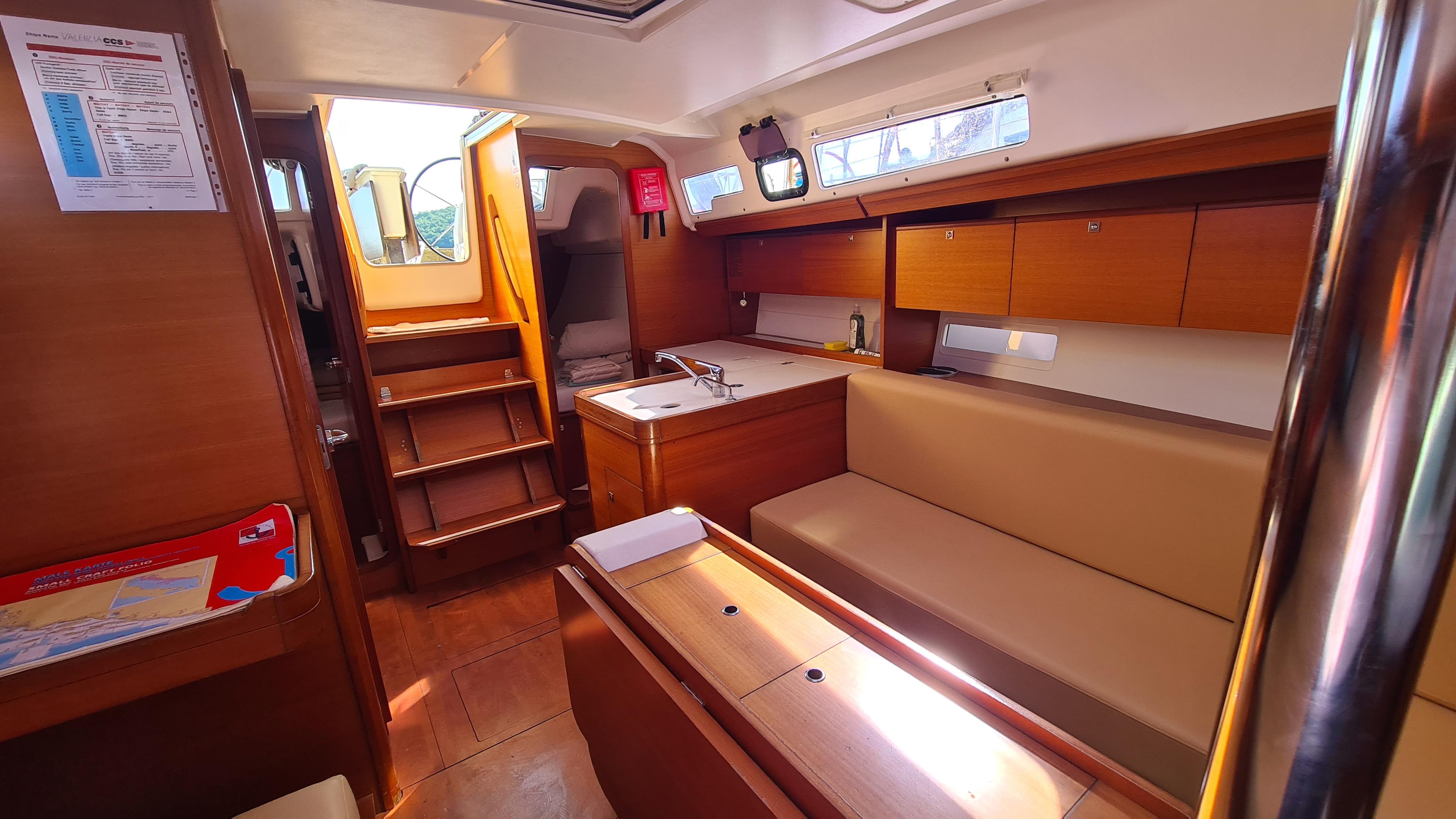 Dufour 350 GL, picture 9