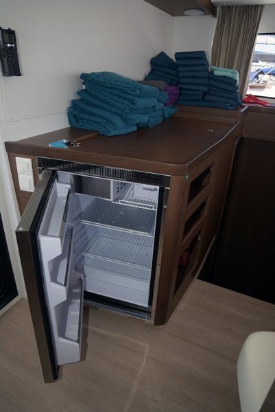 Lagoon 42 - 4 + 2 cab., picture 5