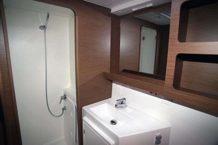 Lagoon 42 - 4 + 2 cab., picture 9