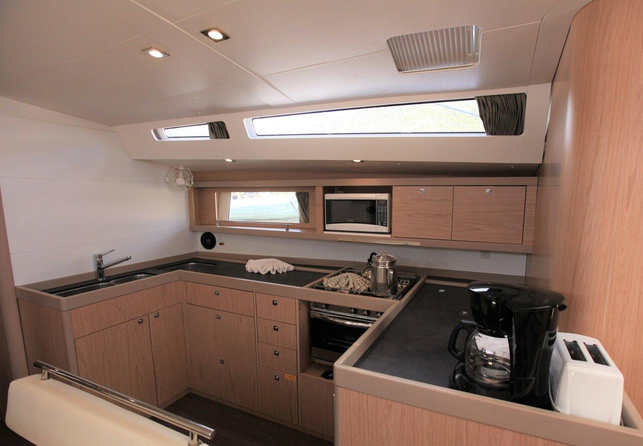 Oceanis 48 - 4 cab., picture 12