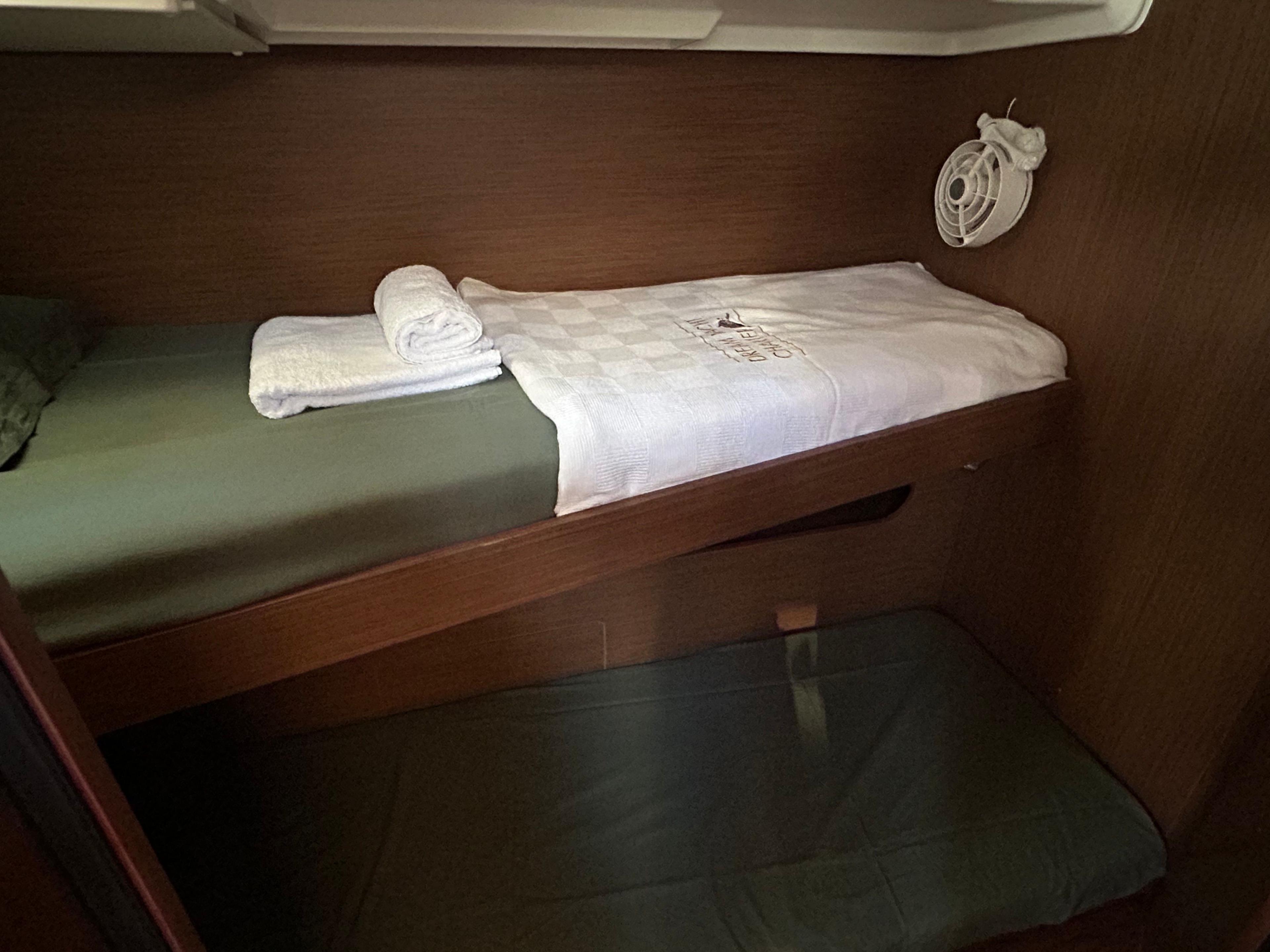 Oceanis 51.1 - 5 + 1 cab., picture 11