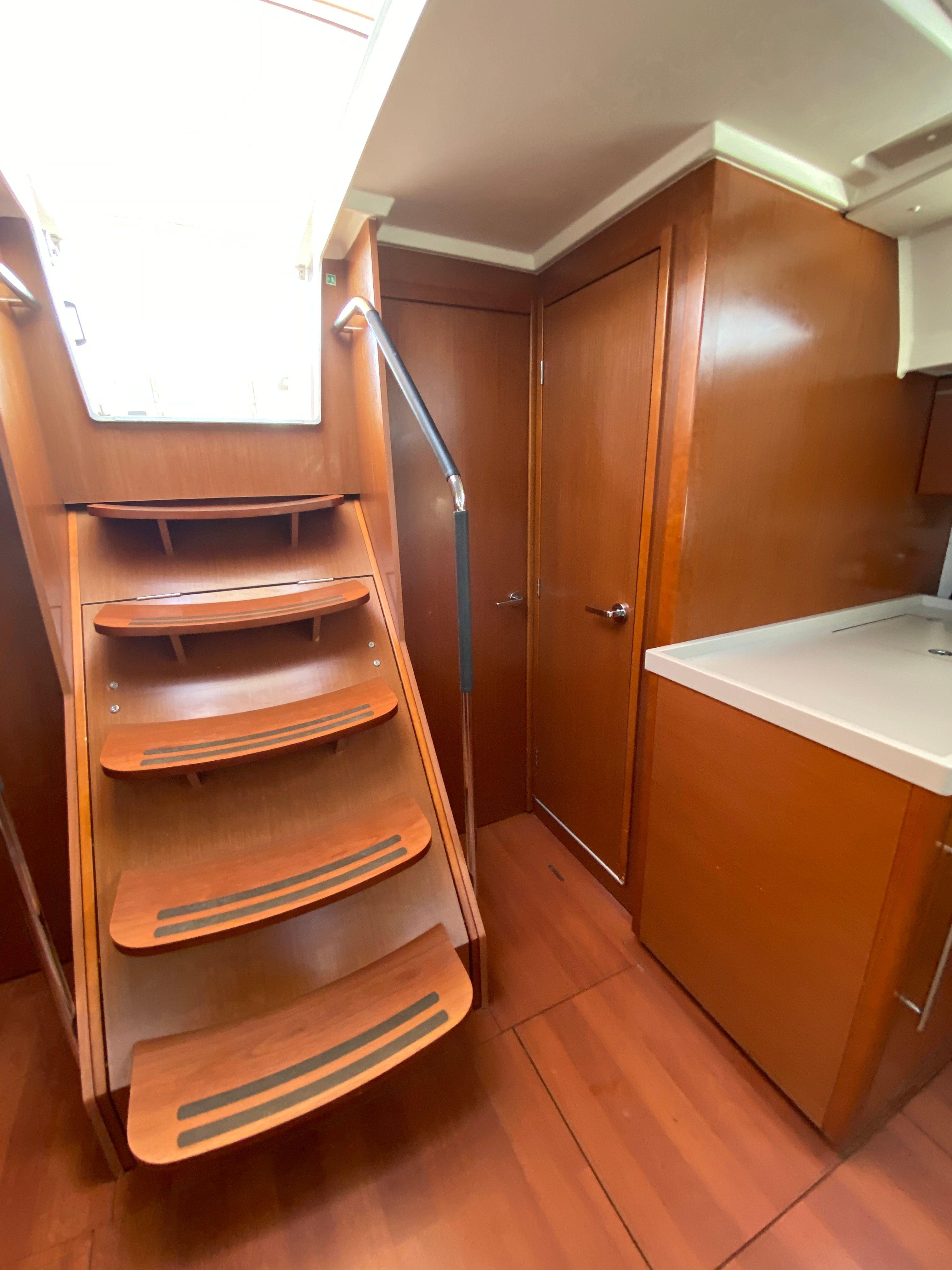 Oceanis 51.1 - 5 + 1 cab., picture 6