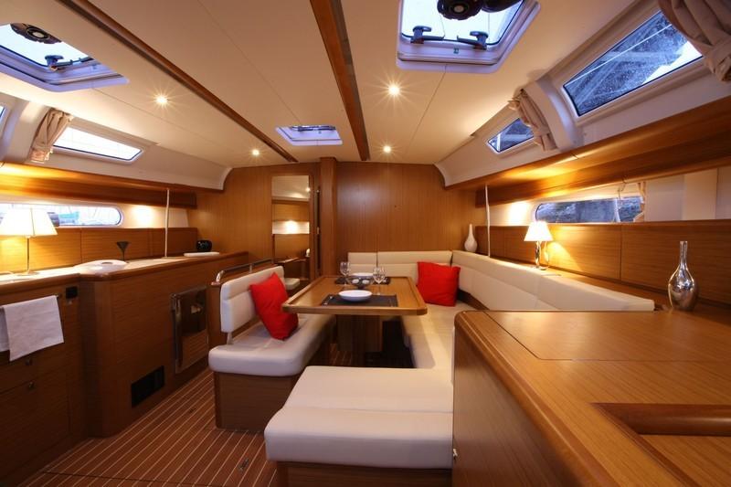Sun Odyssey 44i - MISS DEVEREUX , picture 6