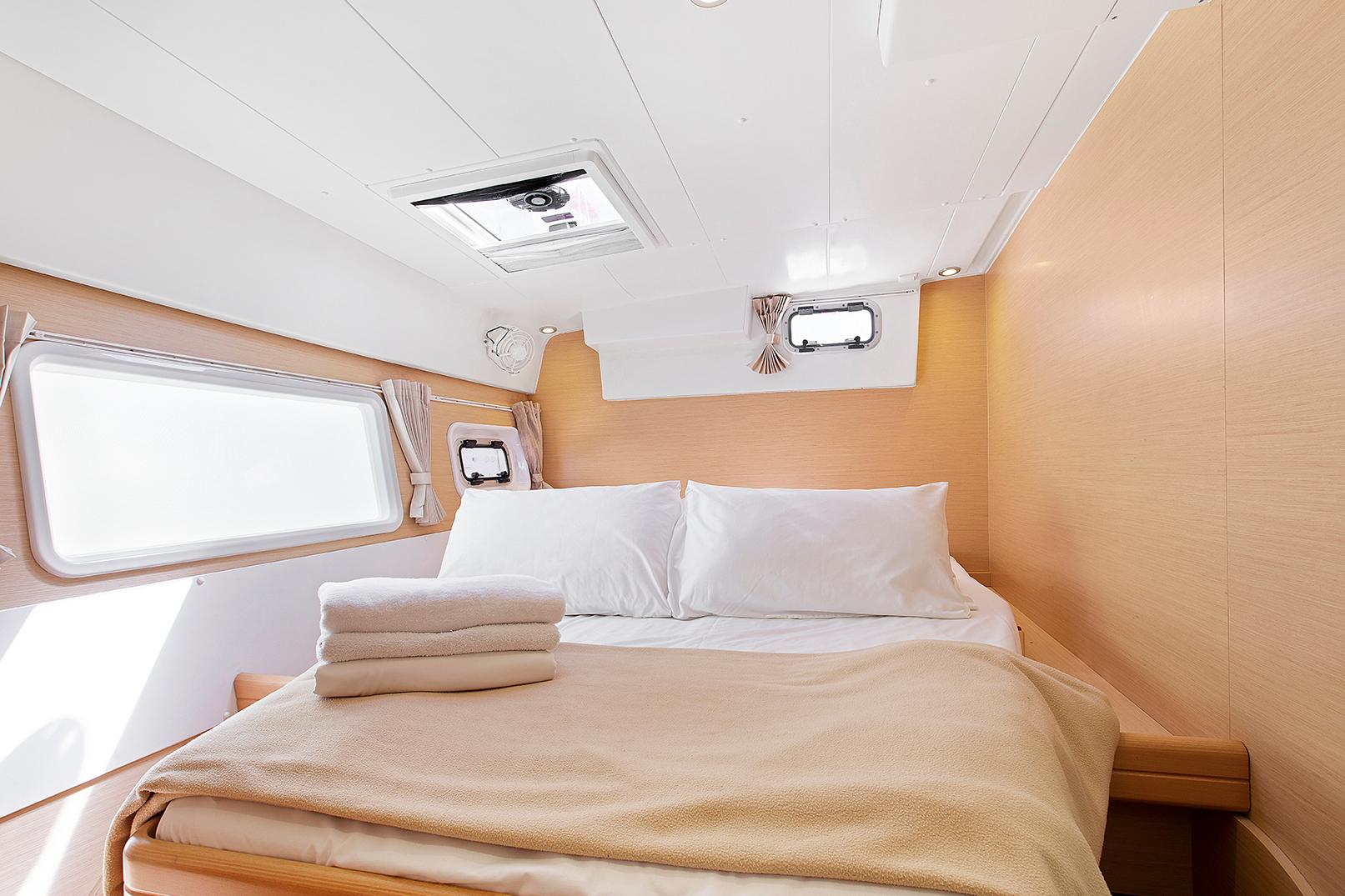 Lagoon 421 - TRAVIATA 1 , picture 10