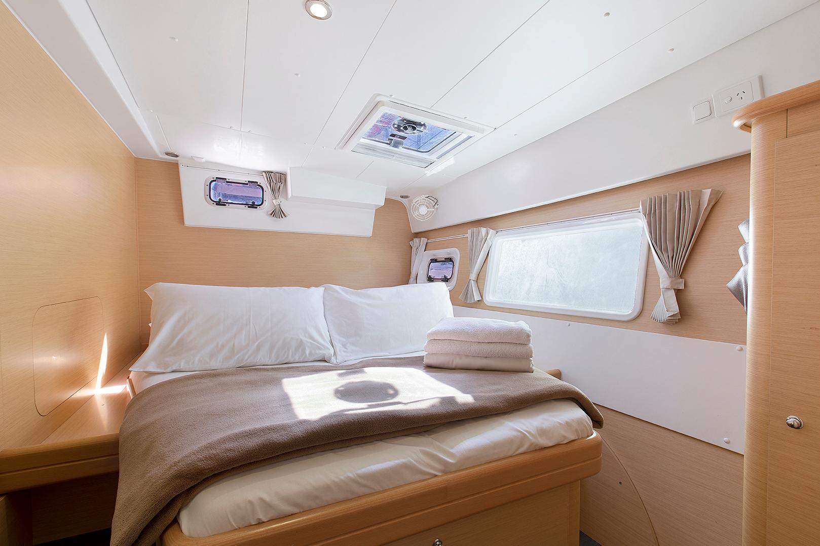 Lagoon 421 - TRAVIATA 1 , picture 9