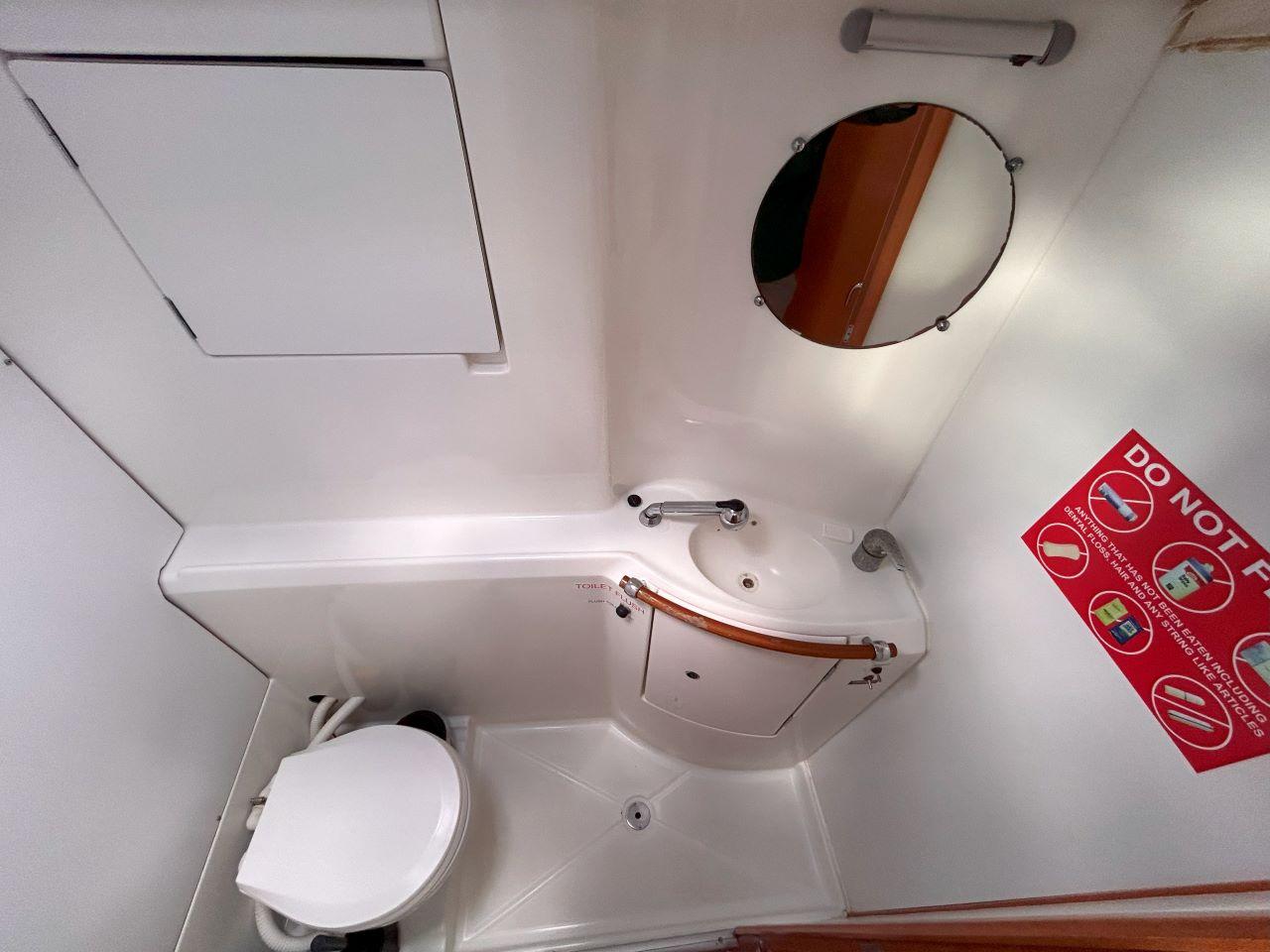 Lagoon 380 - 4 cab. - LUNASEA , picture 11