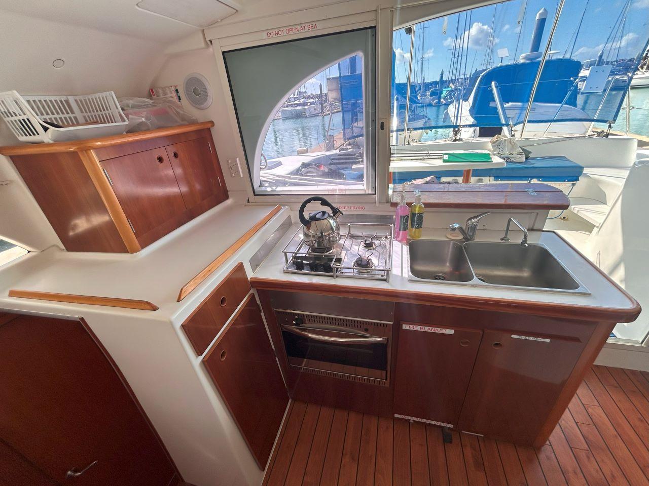 Lagoon 380 - 4 cab. - LUNASEA , picture 8