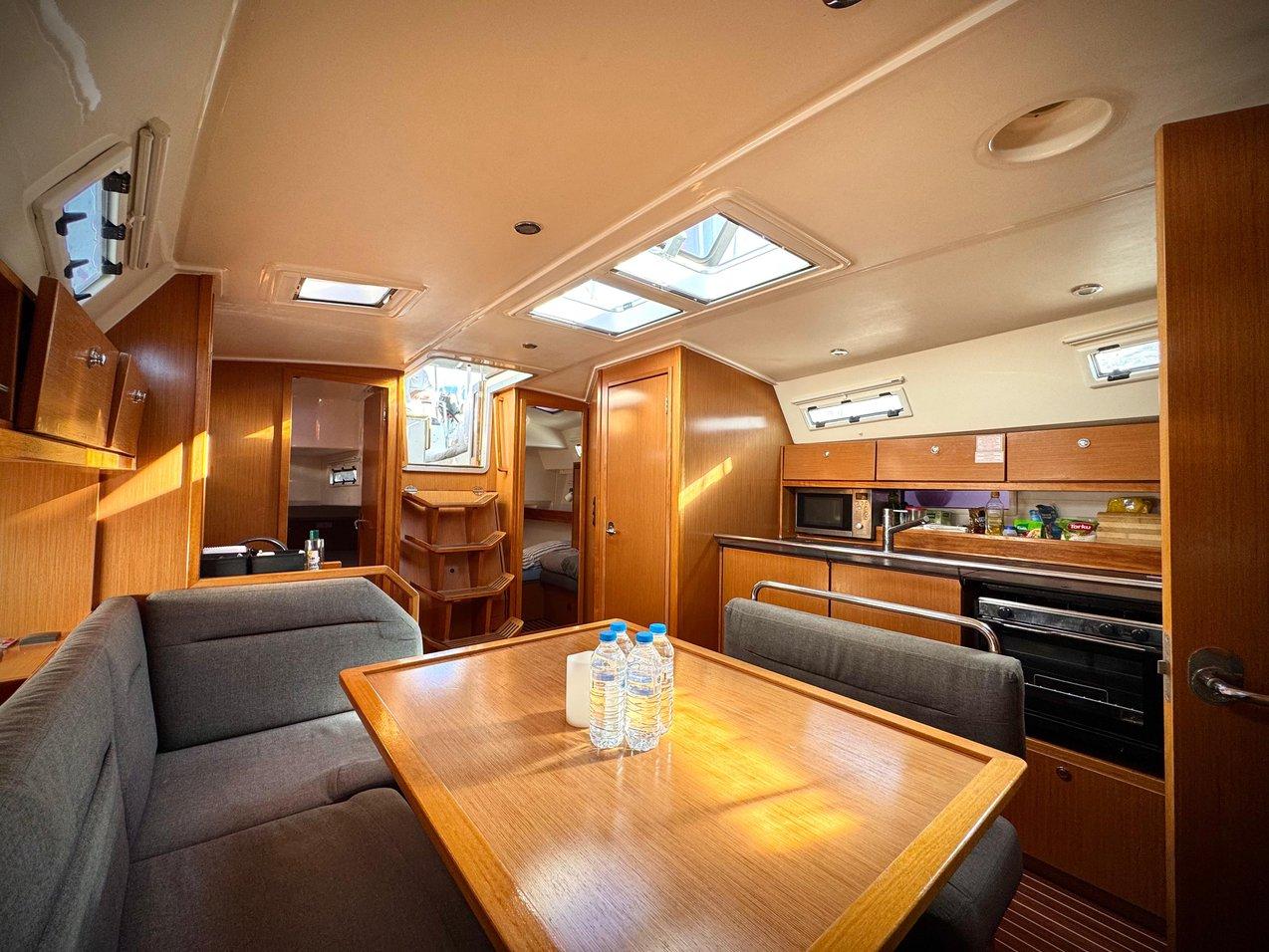 Bavaria Cruiser 40, picture 5