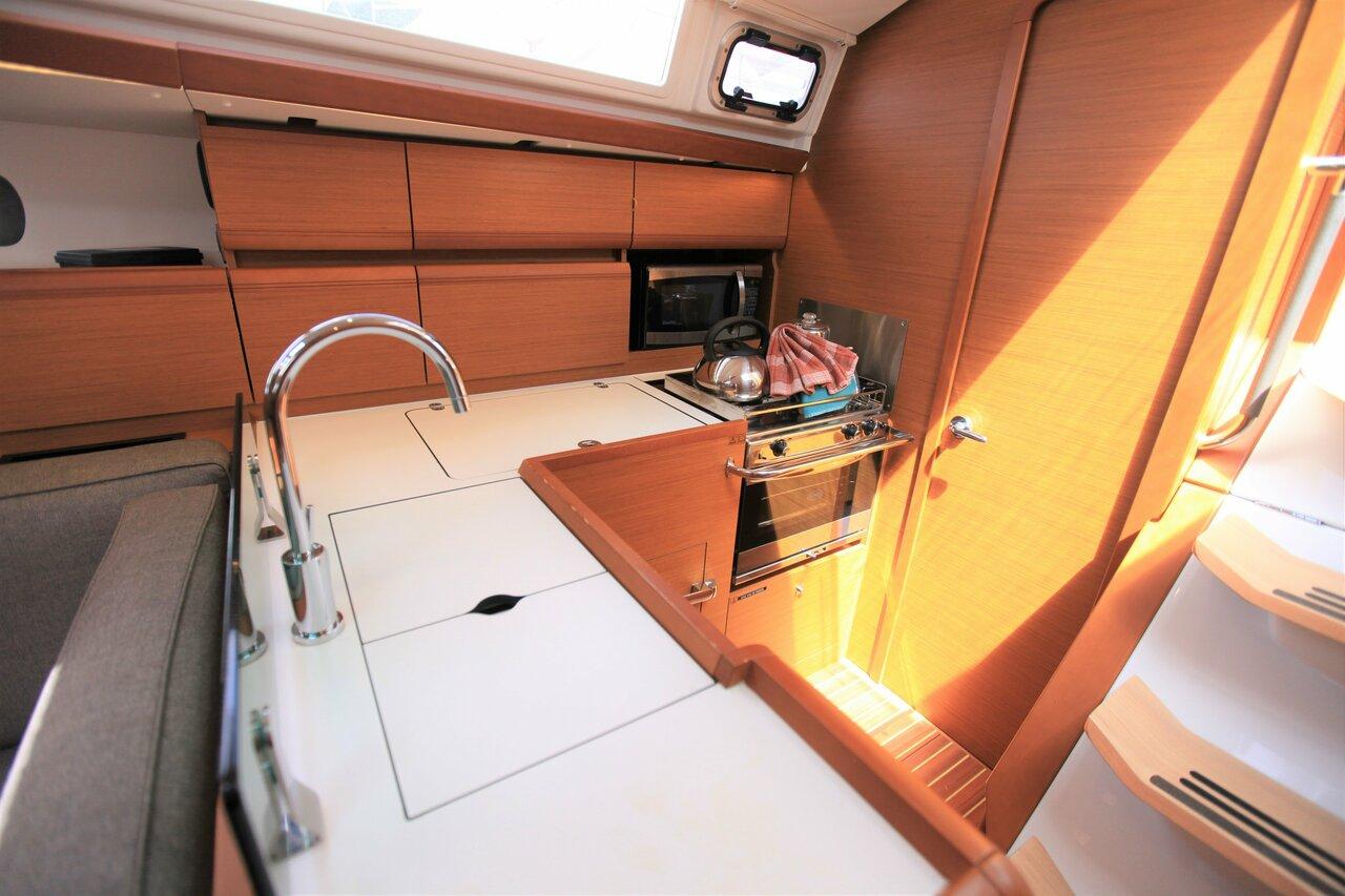 Sun Odyssey 419 - 3 cab., picture 13