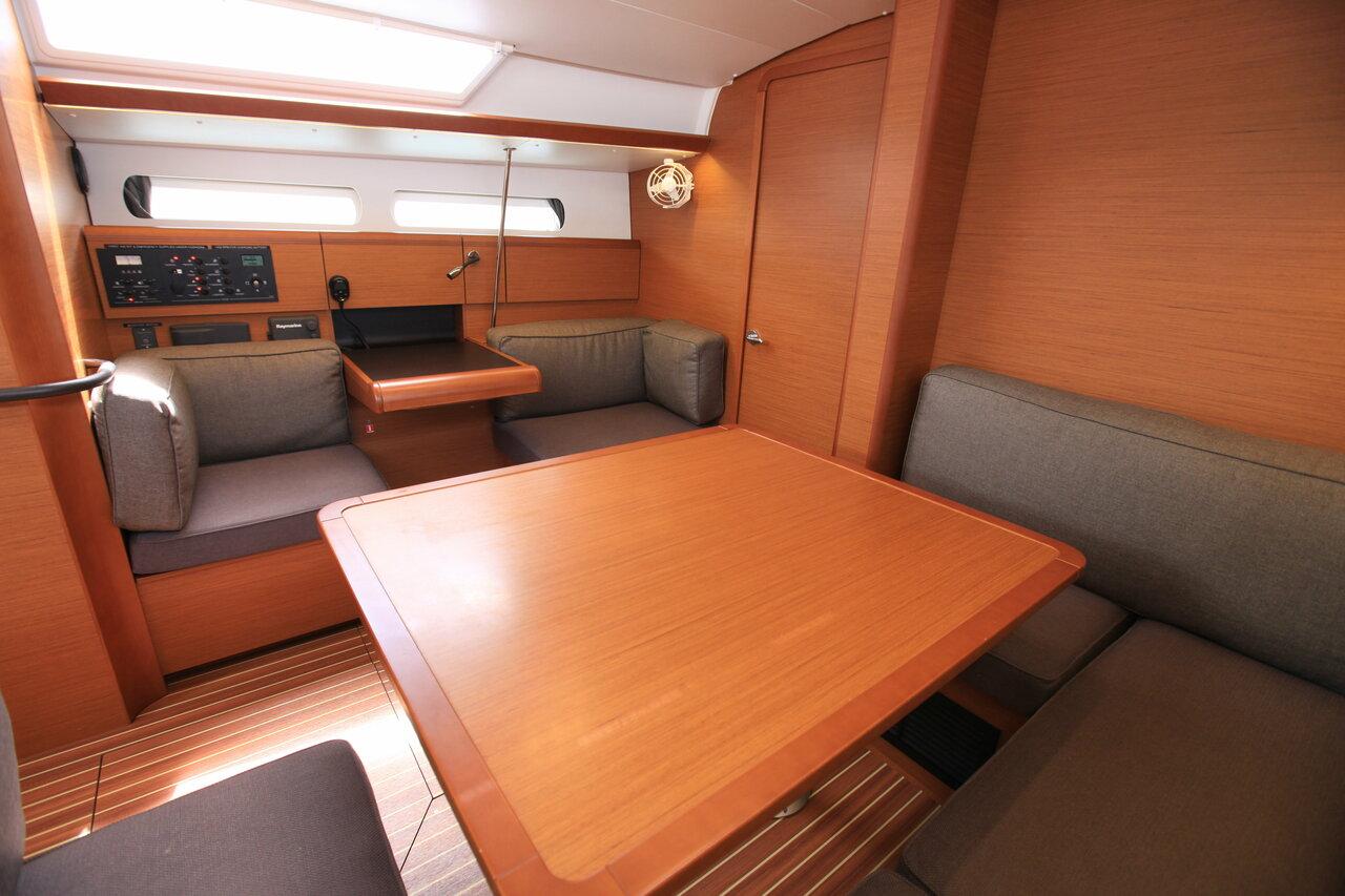 Sun Odyssey 419 - 3 cab., picture 11