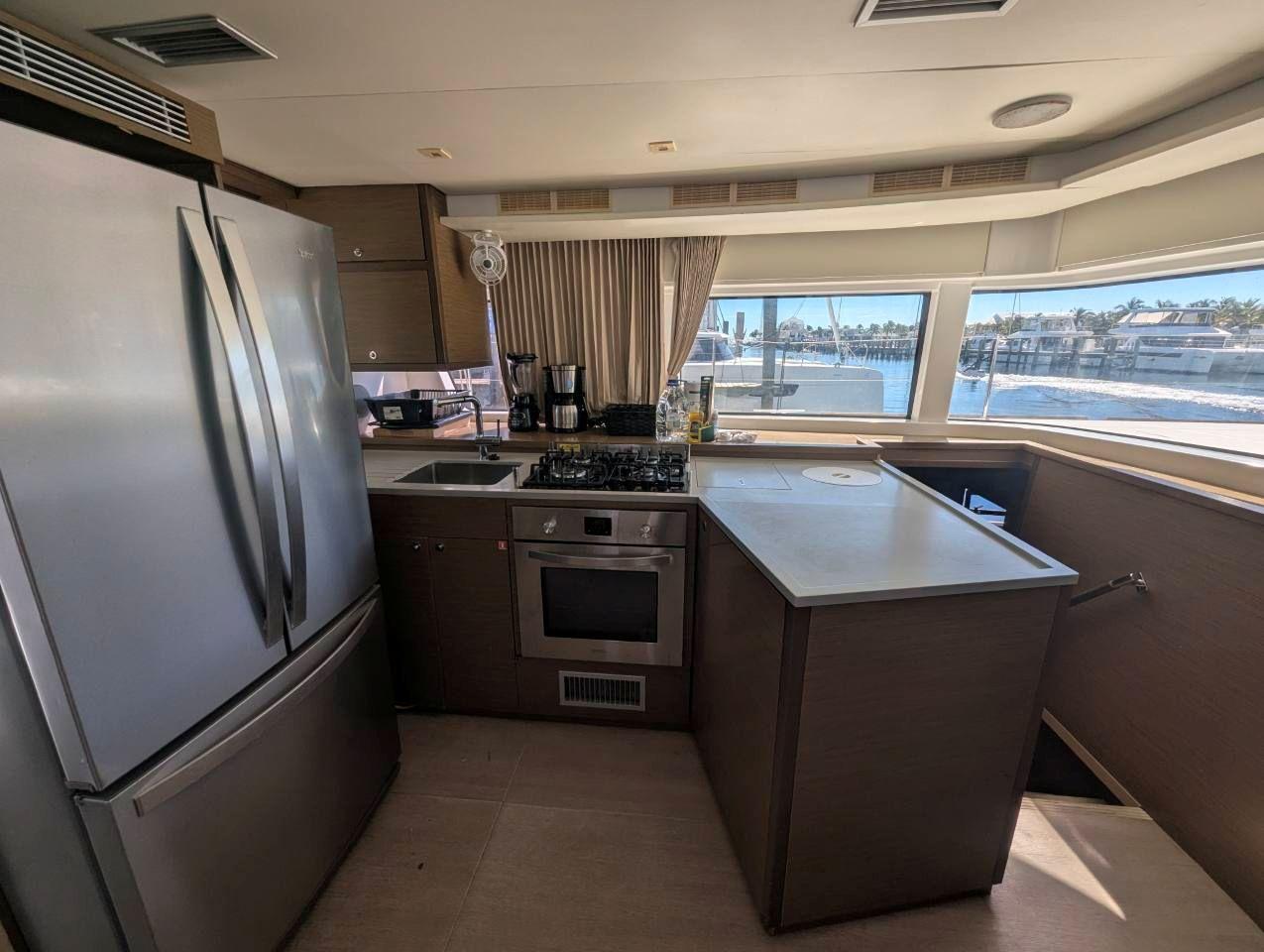 Lagoon 52 F - 6 + 2 cab. - EDELEM II , picture 9