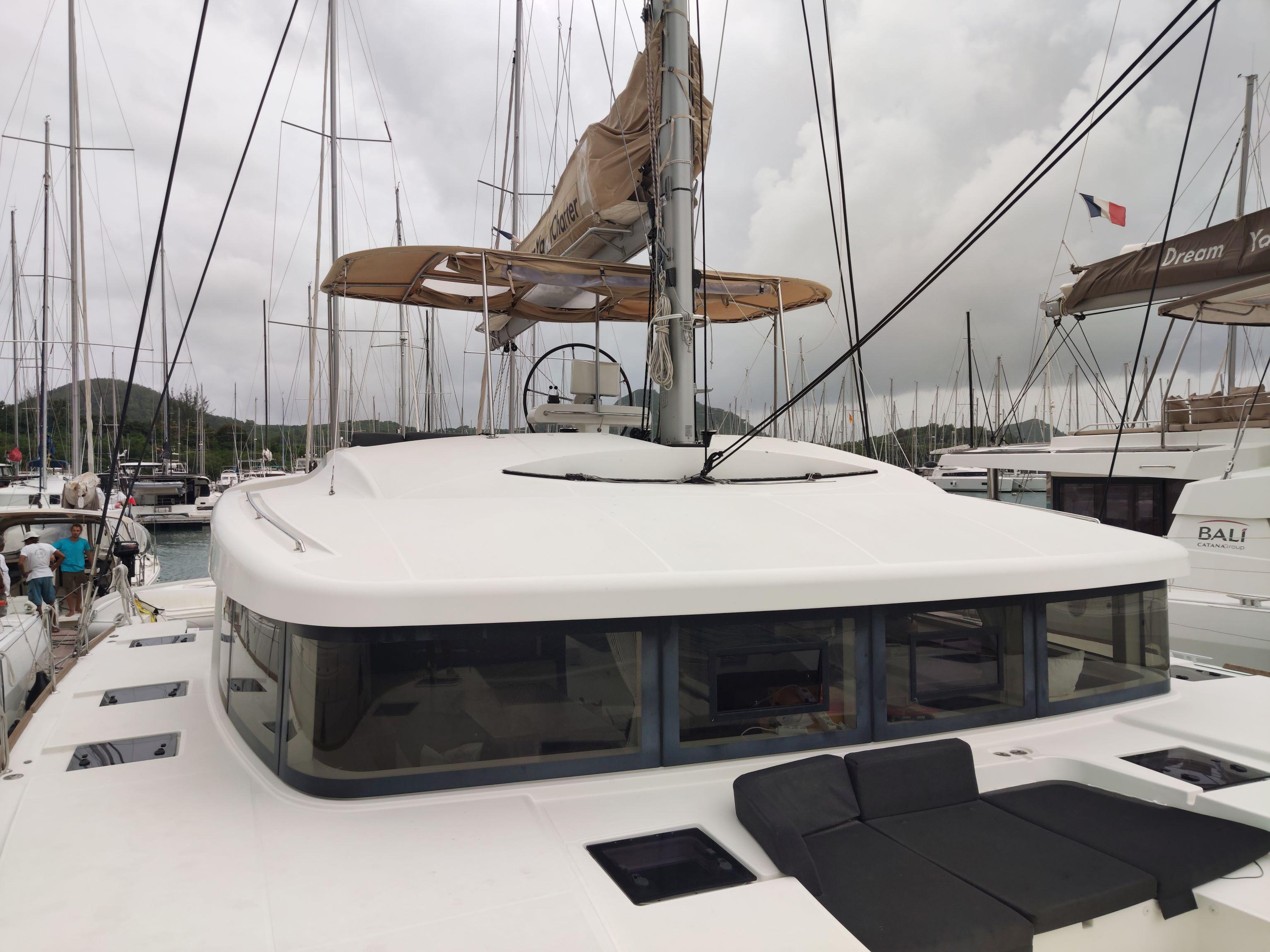 Lagoon 52 F - 6 + 2 cab., picture 3