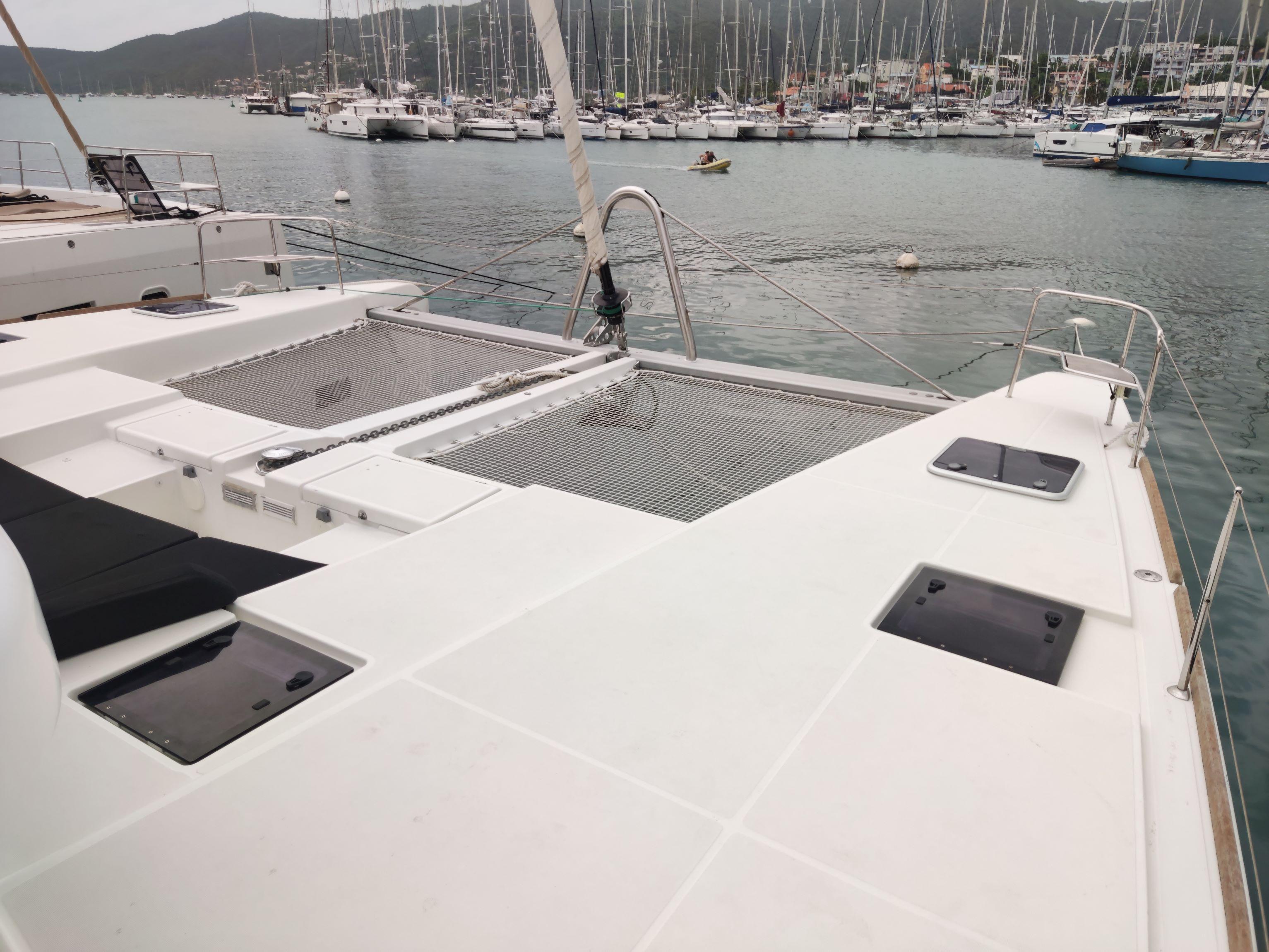 Lagoon 52 F - 6 + 2 cab., picture 4