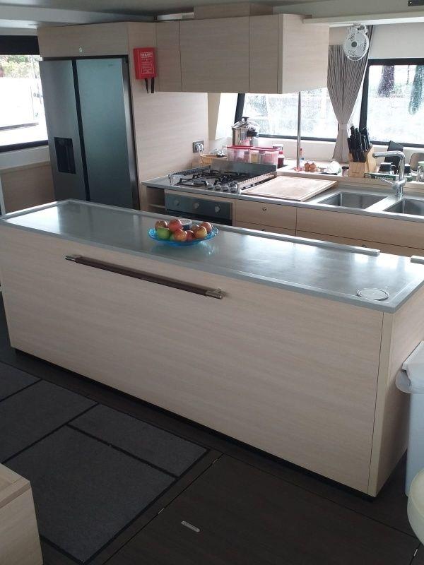 Lagoon 620 - 6 + 2 cab., picture 8