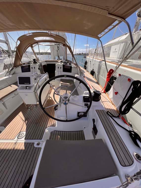 Sun Odyssey 389, picture 6
