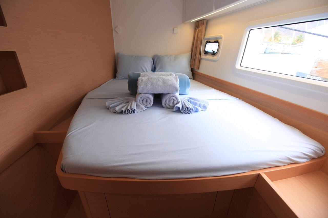 Lagoon 42 - 4 + 1 cab., picture 18