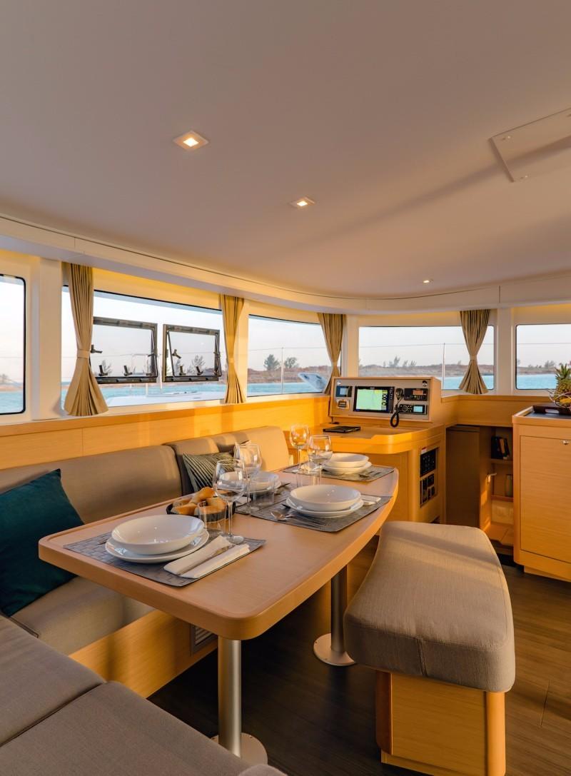 Lagoon 42 - 4 + 2 cab. - BIMINI, picture 7