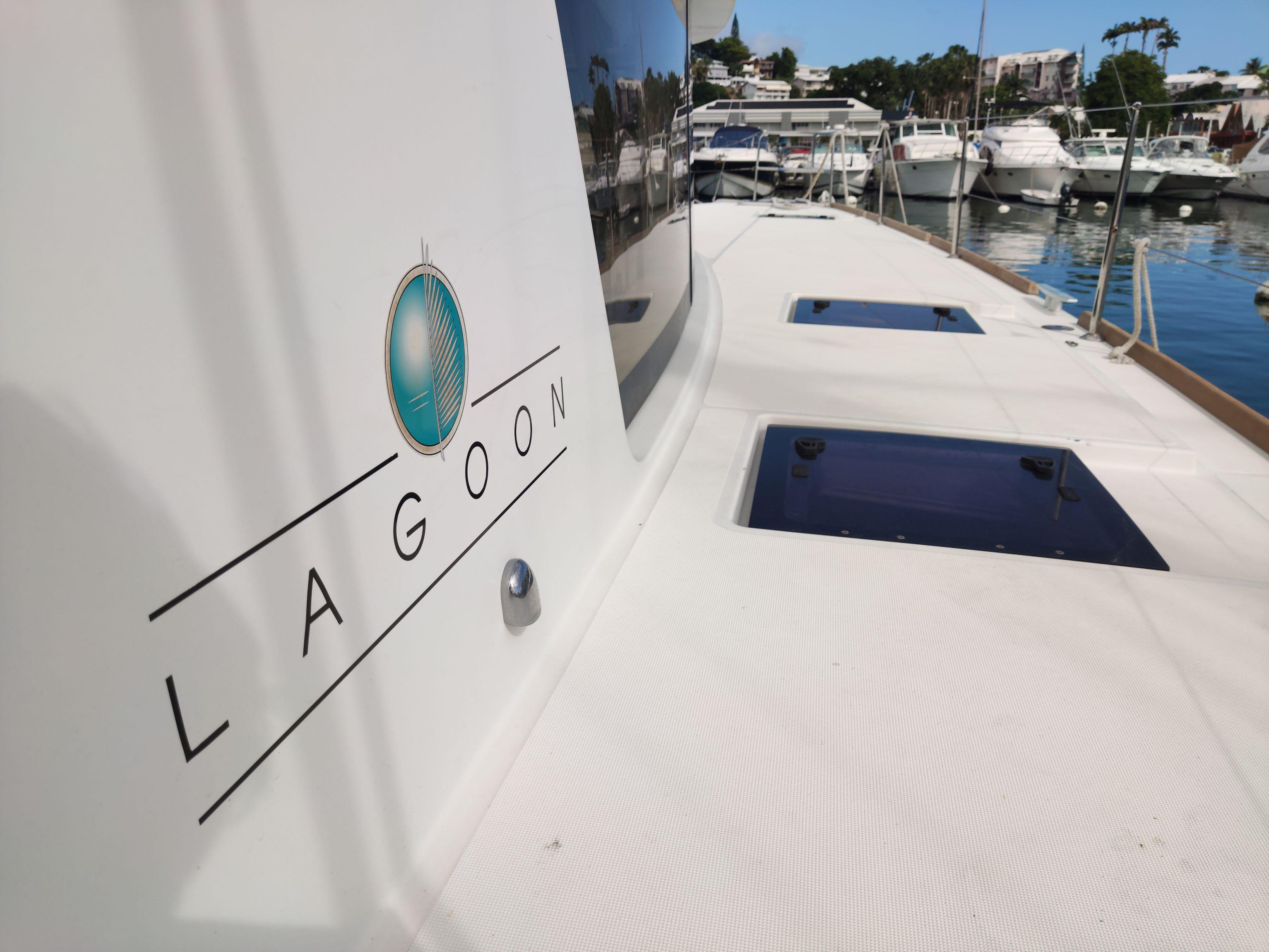 Lagoon 52 - 6 + 2 cab., picture 3