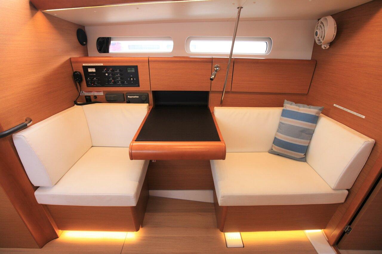 Sun Odyssey 419 - 3 cab., picture 14
