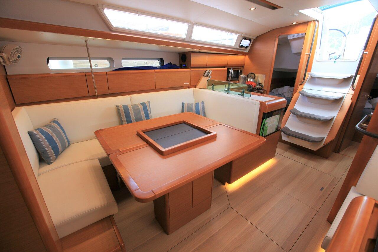 Sun Odyssey 419 - 3 cab., picture 13