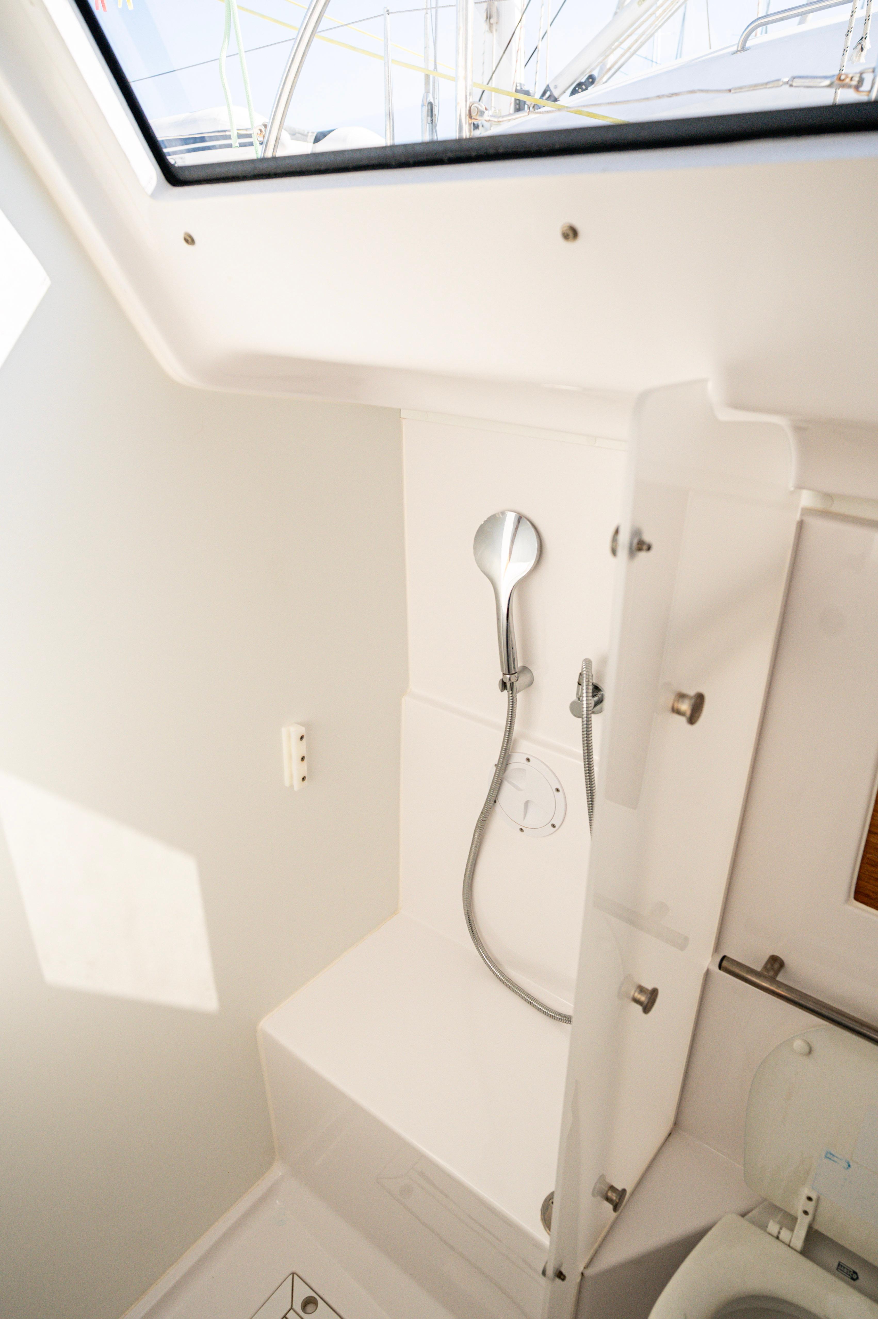 Elan Impression 45.1, picture 24