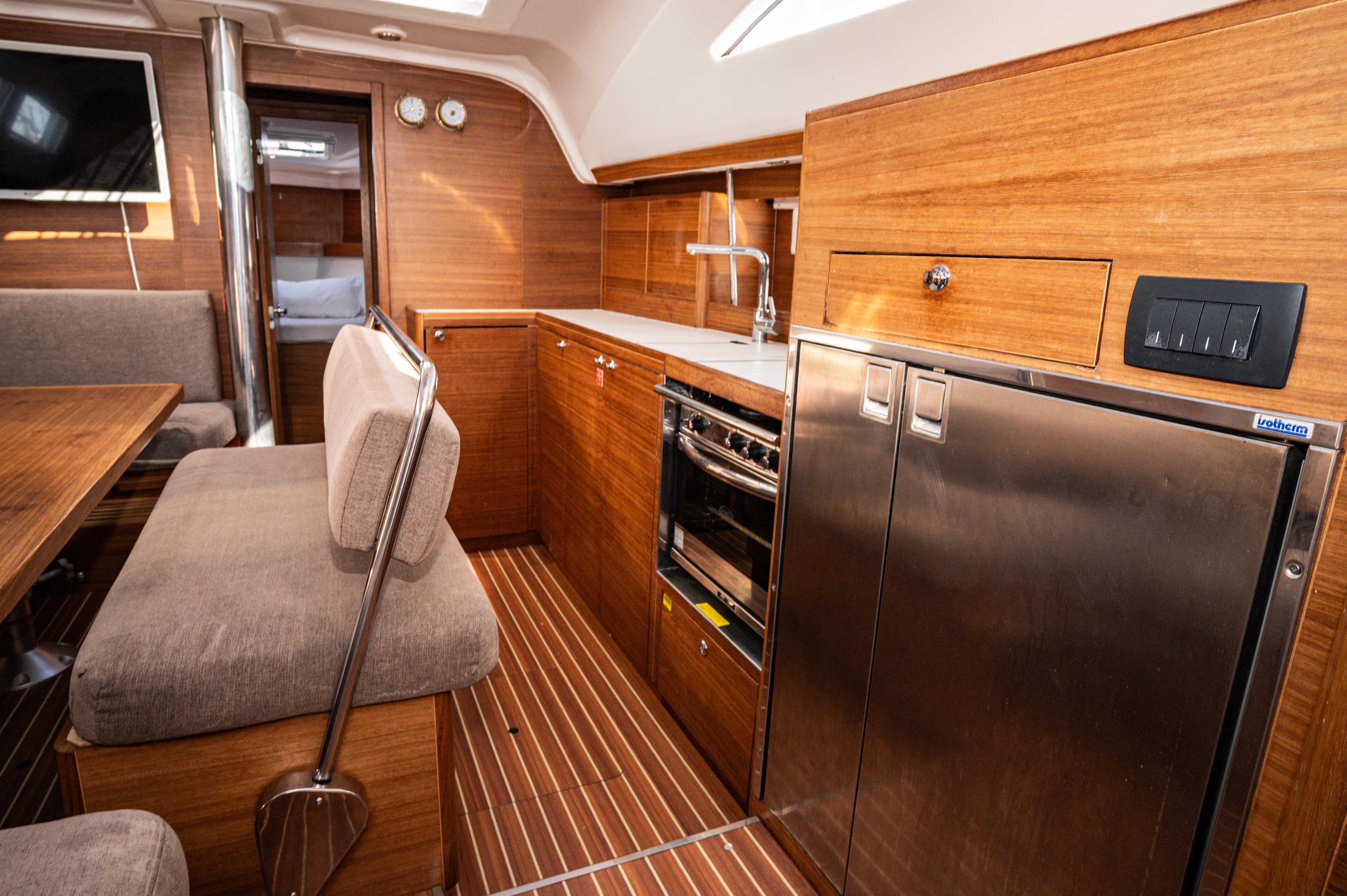 Elan Impression 45.1, picture 13